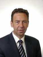 Peter Stutz neuer NIIT Country Manager